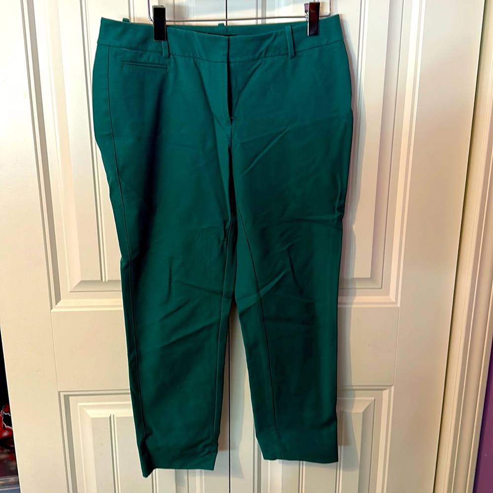 WHBM: Slim Ankle Pant (6S)